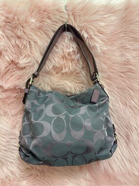 Vintage Coach Lilac and Gray Shoulder Hobo